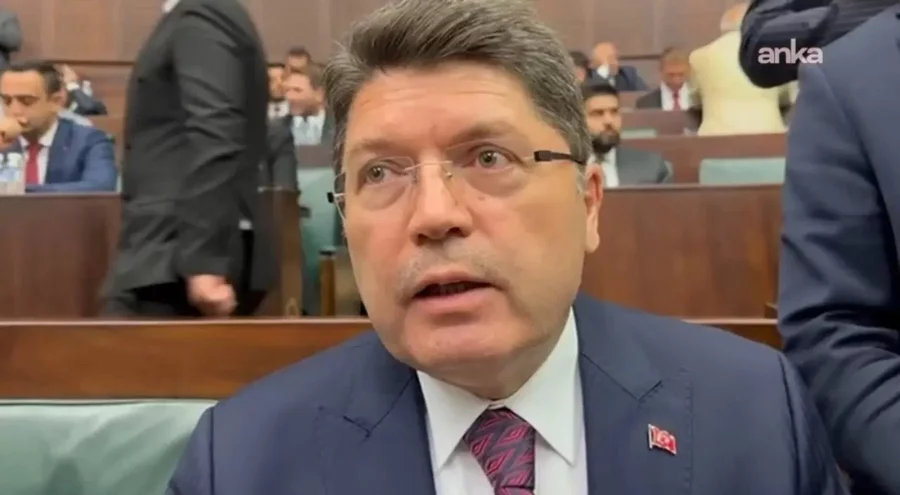 Bakan Tunç açıkladı: Türk bayrağına yönelik saldırıda 14 kişi gözaltında!