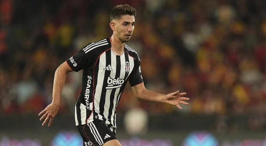 Beşiktaş, Demir Ege Tıknaz'ın transferini duyurdu