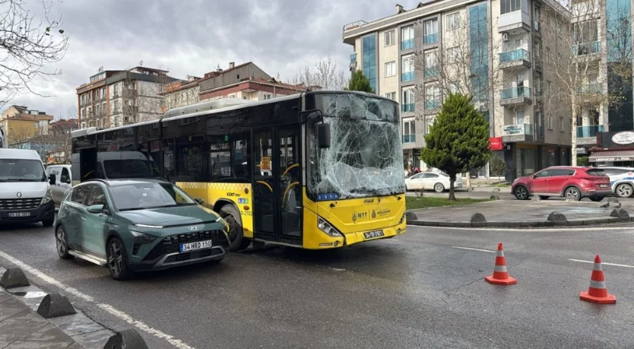 Sancaktepe'de zincirleme kaza: 5 yaralı