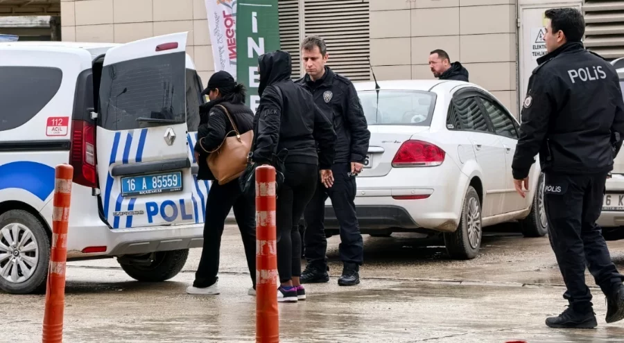 Bursa'da kaçak masaj ve SPA merkezine operasyon! 3 kişi yakalandı, 445 bin TL ceza kesildi