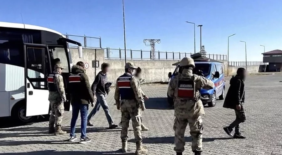 Göçmen kaçakçılarına darbe! 81 ilde eş zamanlı denetim