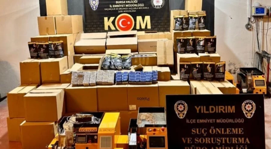 Bursa'da kaçak sigara baskını! Yüzlerce kilo tütün ele geçirildi