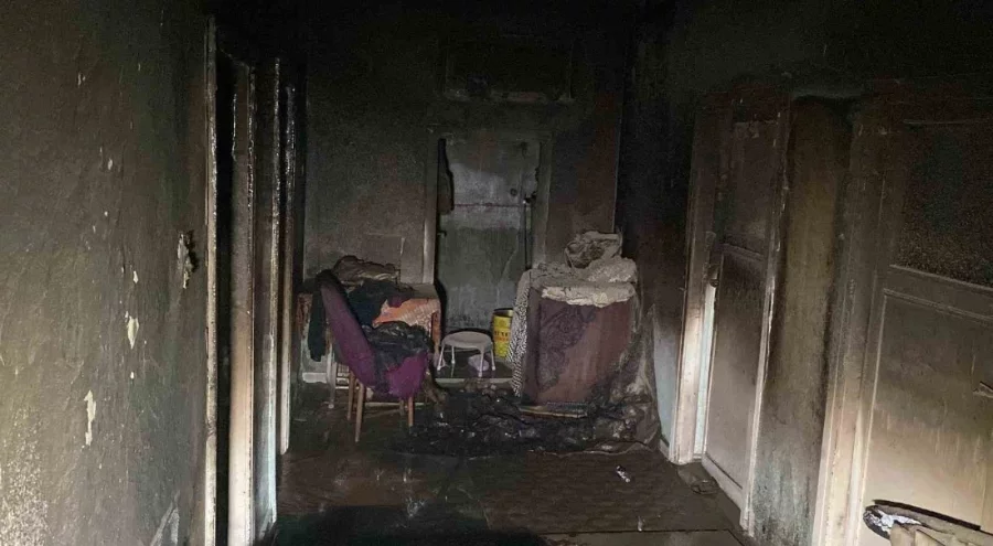 Ev yangınında engelli genç kız hayatını kaybetti