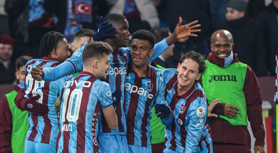 Trabzonspor, Kasımpaşa'yı 2-1 mağlup etti