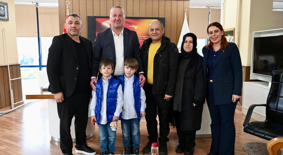 Karacabey Belediye Başkanı Fatih Karabatı'dan DMD hastası Yağız Efe için yardım çağrısı