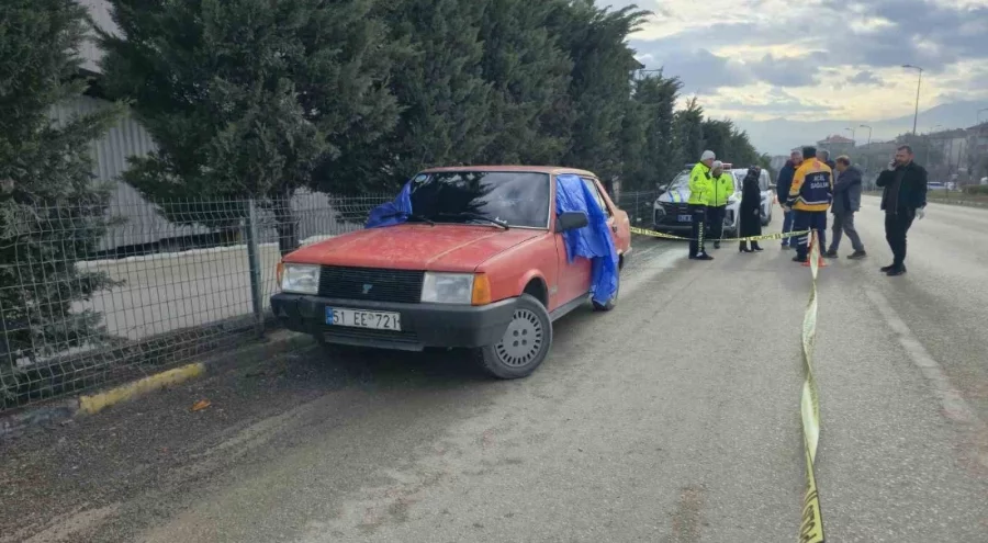 Direksiyon başında fenalaşan sürücü yaşamını yitirdi