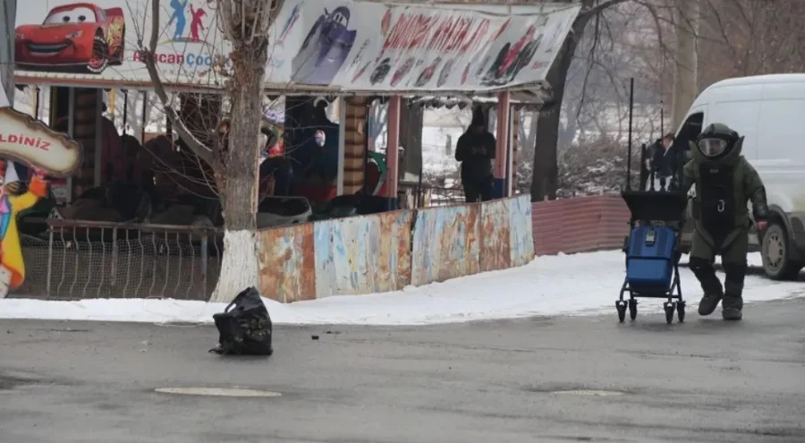 Sokak ortasında bomba paniği