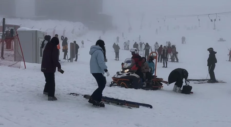 Sömestr tatilinde Uludağ'da pistler hınca hınç doldu