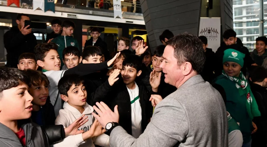 Osmangazi Belediyesi'nden çocukları mutlu eden hediye