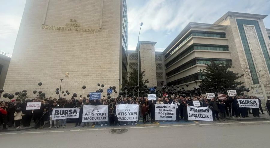 Atış Yapı mağdurları bugün de eylemdeydi: Somut adımlar bekliyoruz!