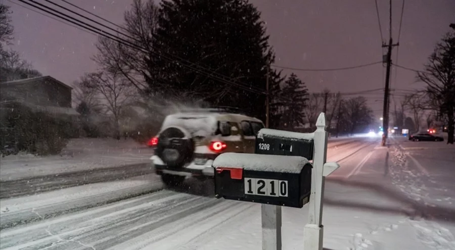 ABD'yi etkili olan kar fırtınası ve soğuklarda 770 bine yakın kişi elektriksiz kaldı