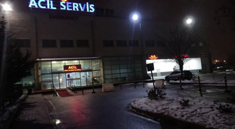 Nişan töreni kabusa döndü: 113 kişi hastaneye kaldırıldı