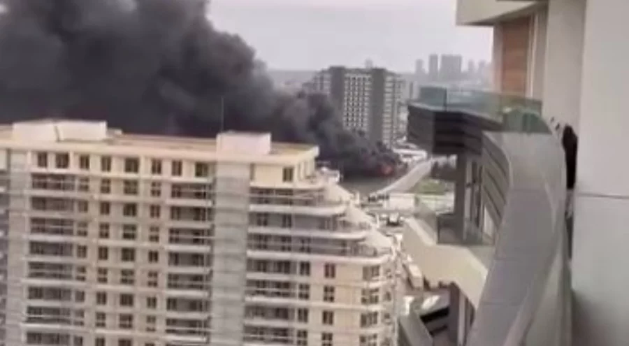 İstanbul Esenyurt'ta depo yangını