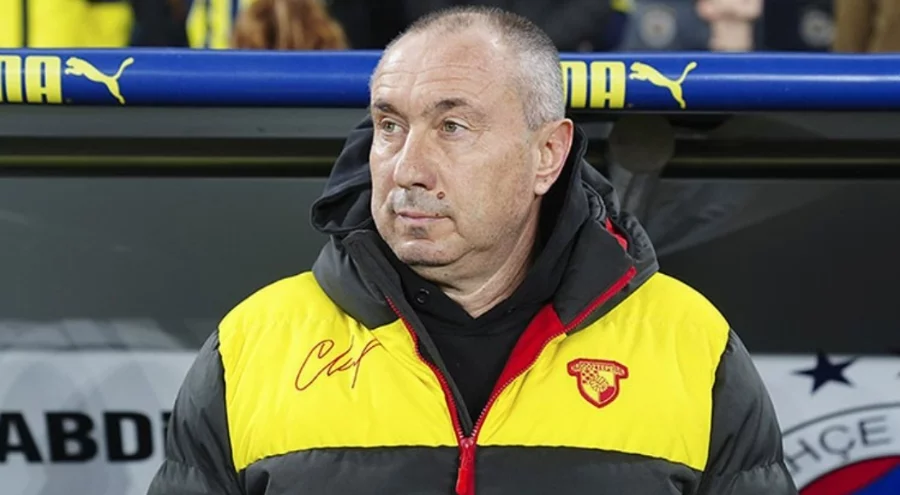 Stoilov: "Böyle güçlü bir takıma karşı bu puanı aldığımız için mutluyuz"