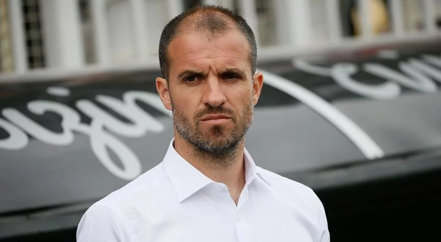 Bursaspor'da teknik direktörlük görevine Mustafa Er getirildi