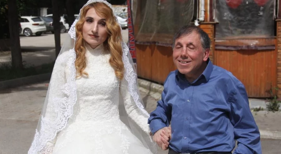 Görme engelli çift feci kazada ağır yaralandı!