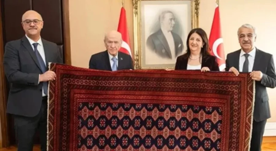 Ali Babacan'dan Öcalan'ın Bahçeli'ye kilim hediye etmesine yorum: Jestler güzeldir, toplumdaki ge...