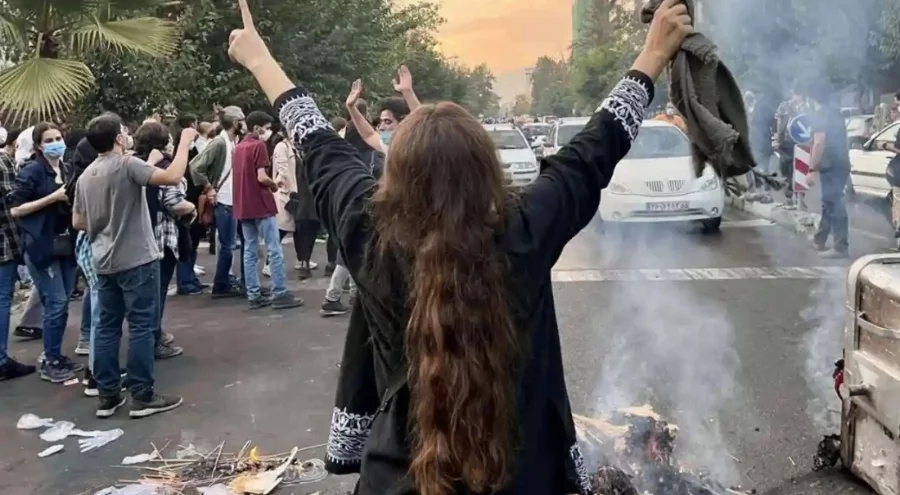 İran'daki olaylarda ölenlerin sayısı 5 bin 848'e yükseldi