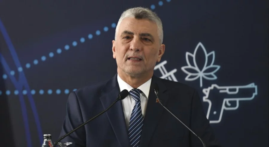 Bakan Bolat: Gümrüklerden 187 milyon yolcu geçti