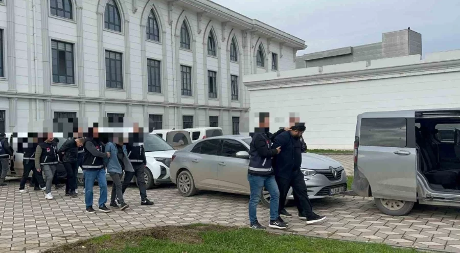 Kocaeli'de doktor ve iş insanına silahlı saldırı planlayan şüphelilere operasyon: 6 gözaltı