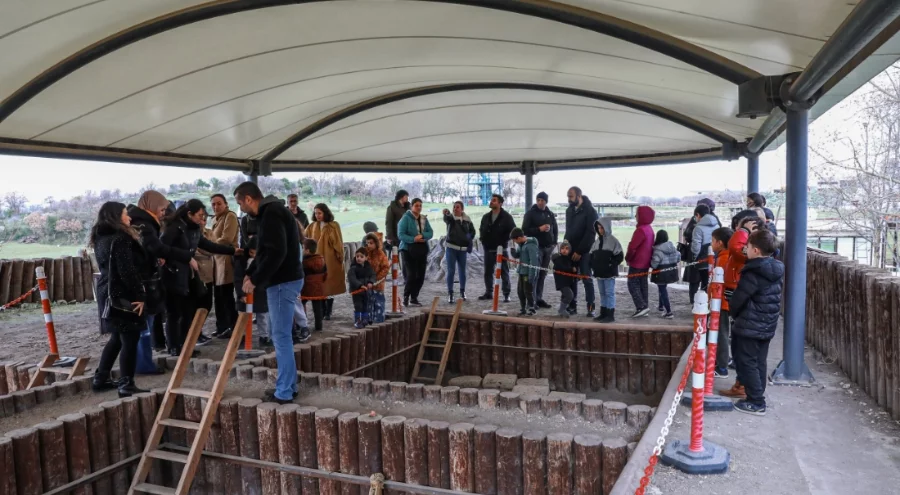 Bursa'da öğrenciler arkeolojiyi eğlenerek öğrendiler