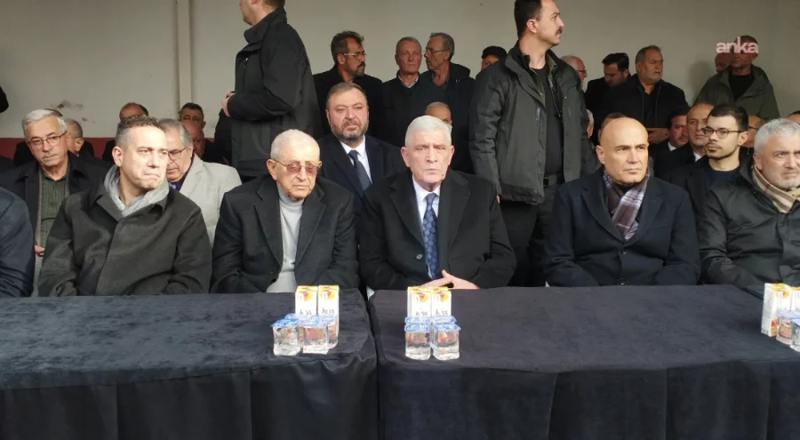 Turhan Çömez'in annesi son yolculuğa uğurlandı; Dervişoğlu ve Hasan İmamoğlu da cenazeye katıldı