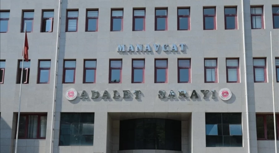 Manavgat Belediyesine yönelik "rüşvet" davası sanıklarının yargılanması devam ediyor