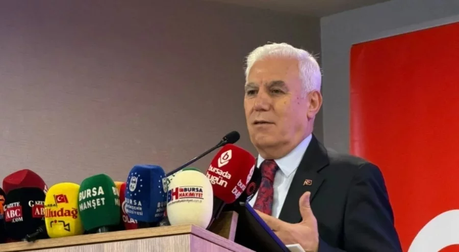 Bozbey'den Üniversite-Görükle metro hattı açıklaması: "Proje hazır, yatırım programına alınmasını bekliyoruz"