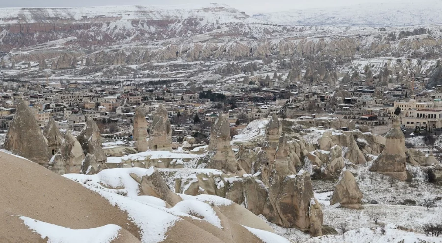 Kapadokya'da balon turları olumsuz hava koşulları nedeniyle yapılamıyor