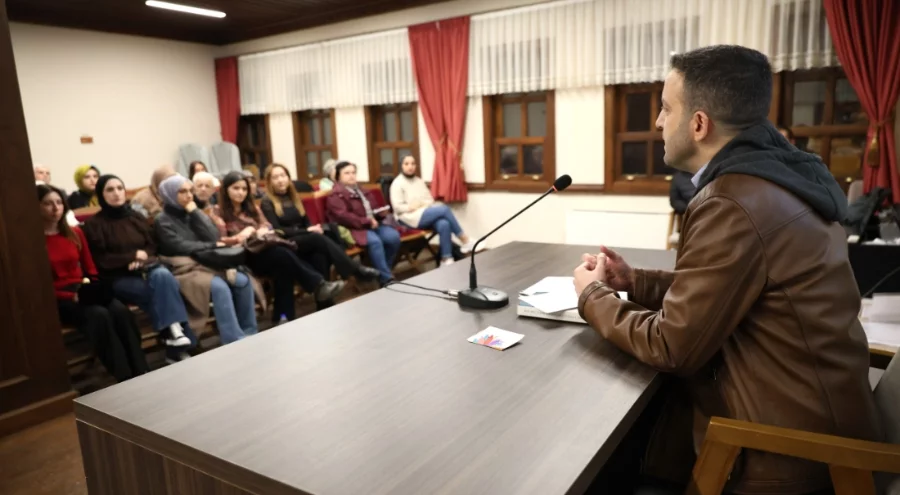 Osmangazi'de edebiyatseverleri bir araya getiren atölye