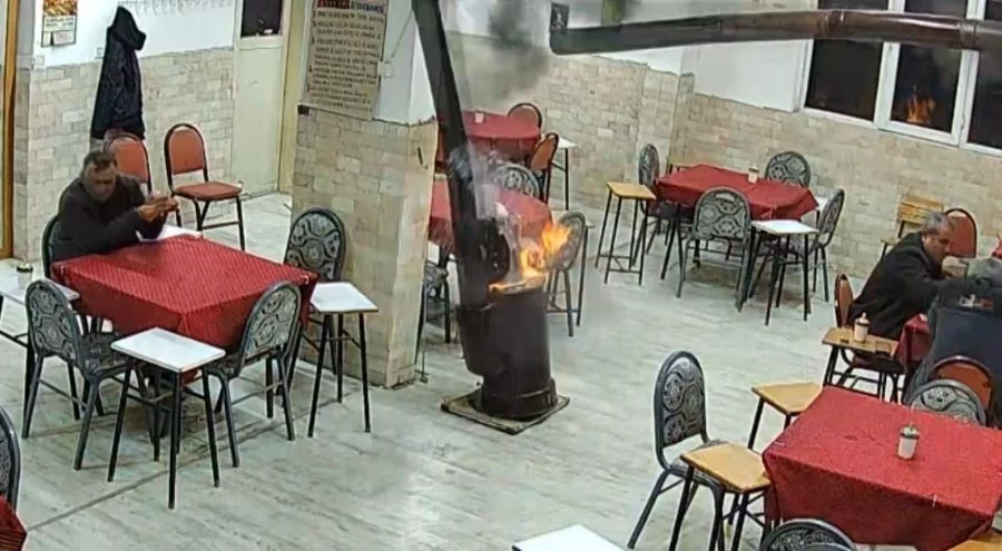 Güzel kokması için sobaya dökülen kolonya ortalığı savaş alanına çevirdi