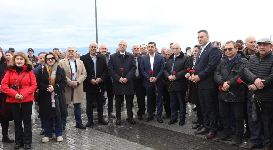 Mudanya'da mübadele anması! Karanfiller denize, hafıza geleceğe...