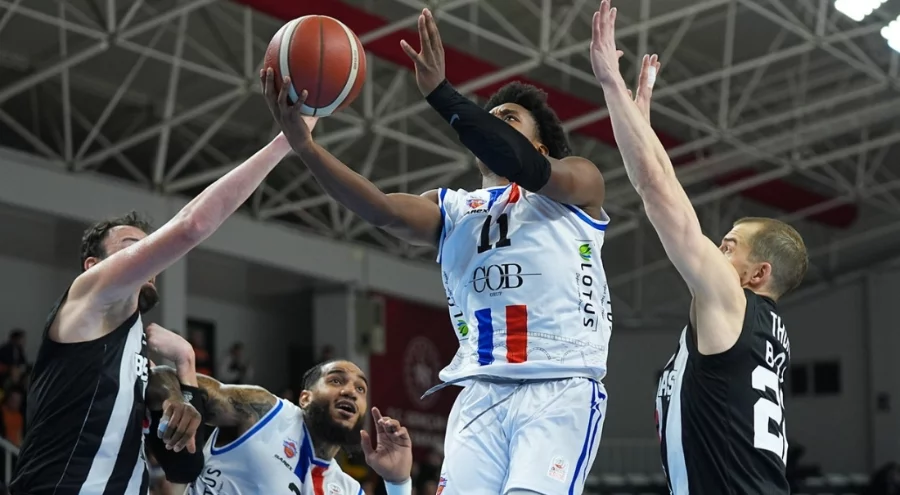 Beşiktaş, Büyükçekmece Basketbol'u mağlup etti