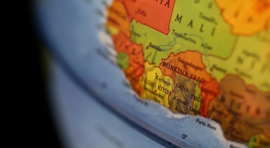 Burkina Faso'da tüm siyasi partiler kapatıldı