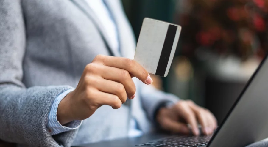 Kredi kartı ve tüketici kredileri yeniden yapılandırılabilecek