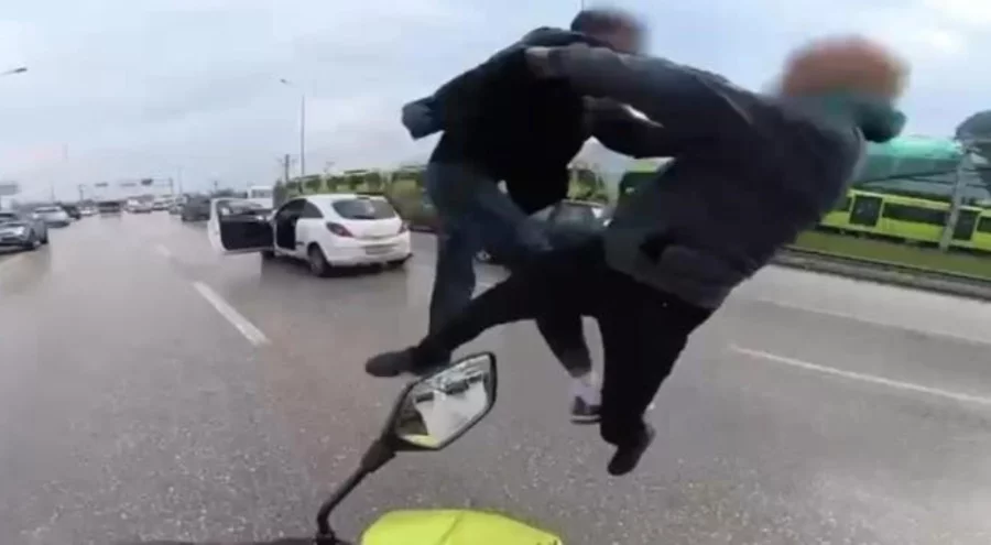 Bursa'da trafikteki uçan tekmelerin bedeli ağır oldu