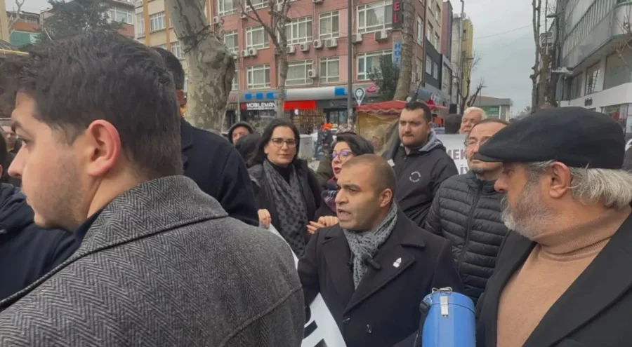 İstanbul'da Zafer Partisinin açıklamasına polis engeli!