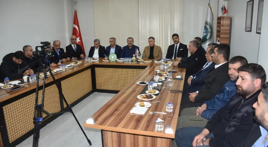 BUMEV'de bayrağı Ahmet Akın devraldı