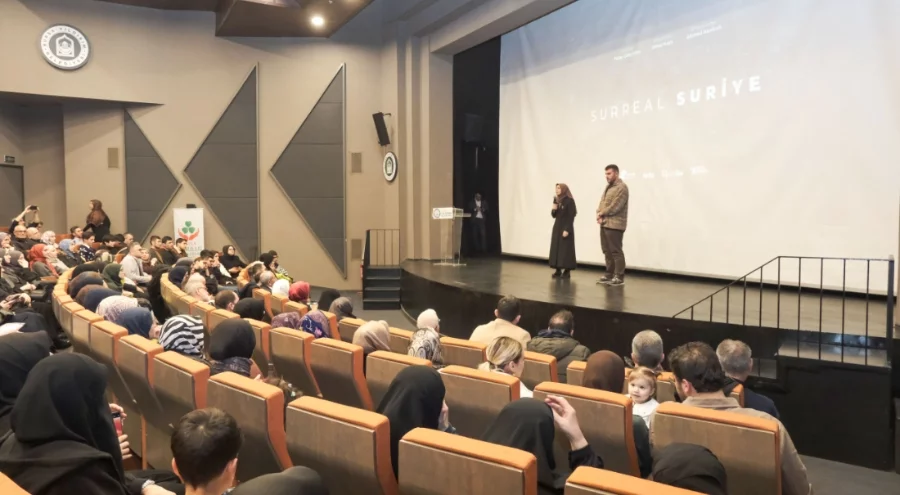 Surreal Suriye Belgeseli Bursalılarla buluştu