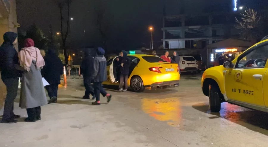 Bursa'da 20 işçi gıda zehirlenmesi şüphesiyle hastaneye kaldırıldı