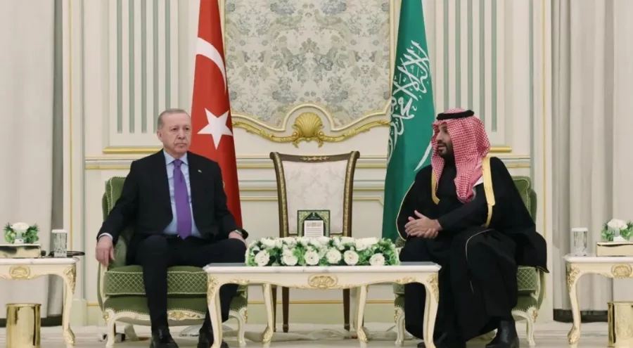 Cumhurbaşkanı Erdoğan Suudi Arabistan Veliaht Prensi Selman ile bir araya geldi