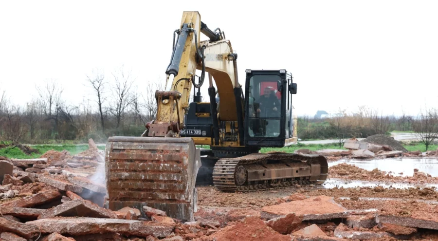 Osmangazi Belediyesi'nden tarım arazilerini tahrip edenlere anında müdahale