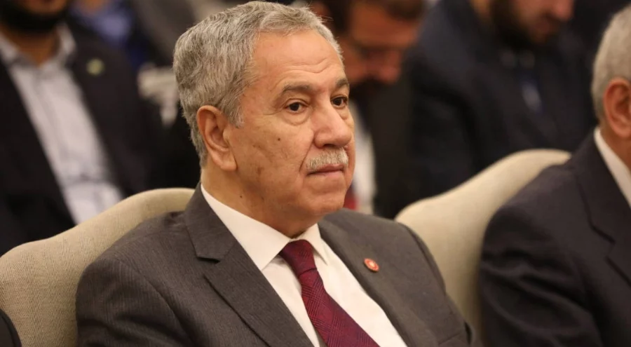 Bülent Arınç'tan Bahçeli'nin konuşmasına tebrik
