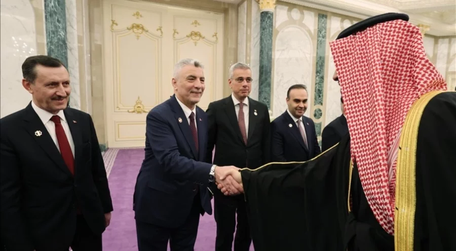 Bakan Bolat, Suudi Arabistan'da heyetlerarası görüşmelere katıldı