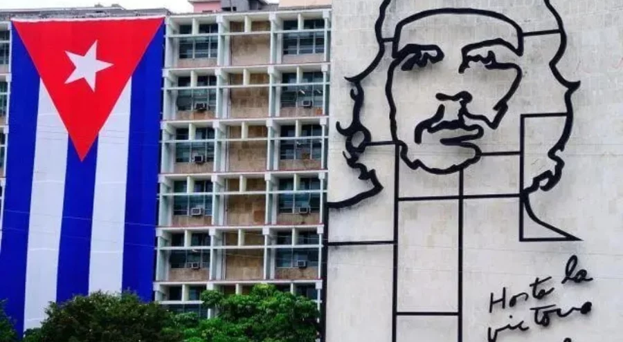 Küba-ABD hattında 'anayasal sistem' gerilimi