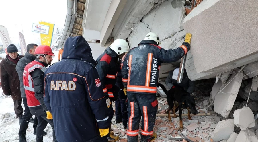 AFAD ekipleri: Her 6 Şubat'ta o geceyi yeniden yaşıyoruz