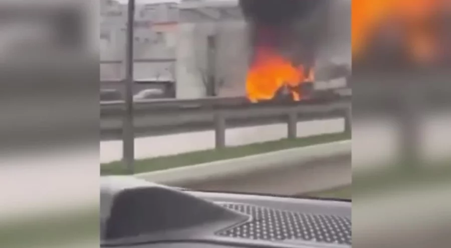 Bursa'da hareket halindeki kamyonette yangın