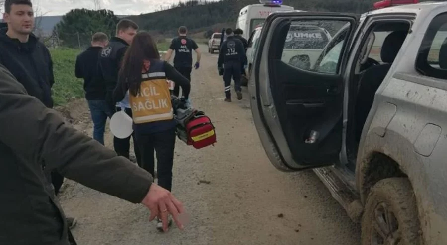 Orman işçisi kesim sırasında kalbine yenik düştü!