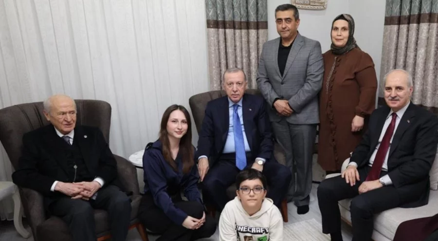 Cumhurbaşkanı Erdoğan ve Bahçeli'den depremzede aileye ziyaret