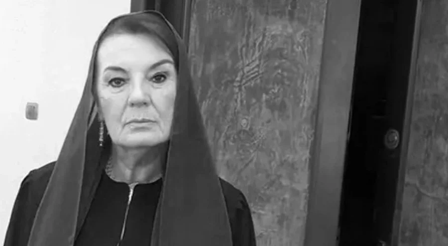 Usta oyuncu Nevin Efe yaşamını yitirdi